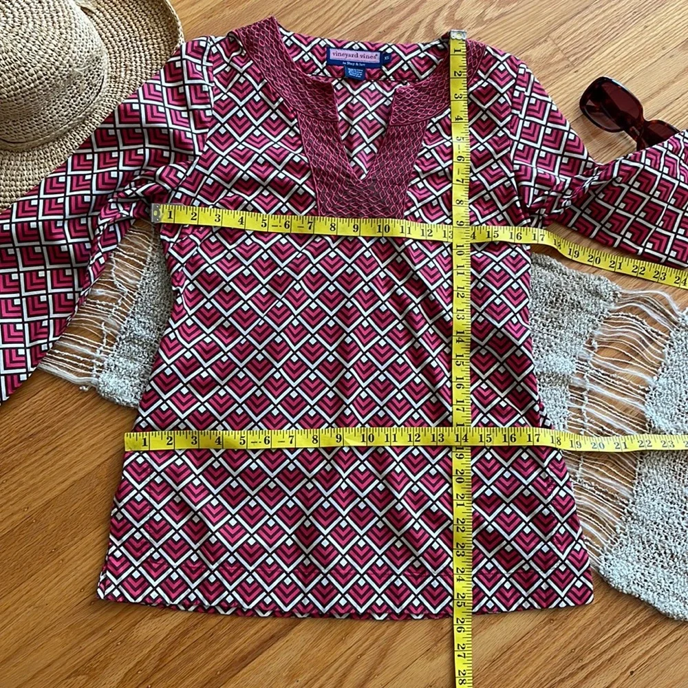 🌺 VINEYARD VINES; Adorable, 100% Cotton, Pink/Brown/Ecru Geometric Design Sz XS - Picture 5 of 10